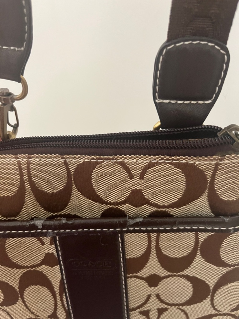 Coach Small Signature Crossbody in Tan and Black - Picture 5 of 11
